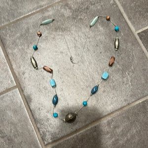 Blue wood and metal beads necklace